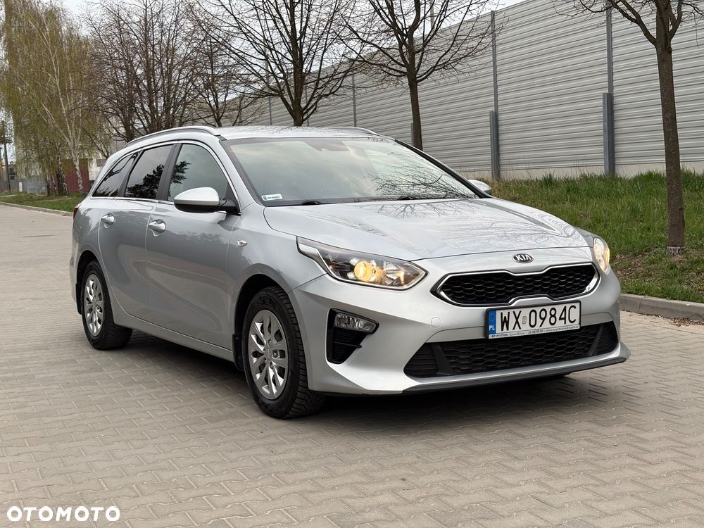 Kia Ceed 1.6 CRDi mHEV M - 20