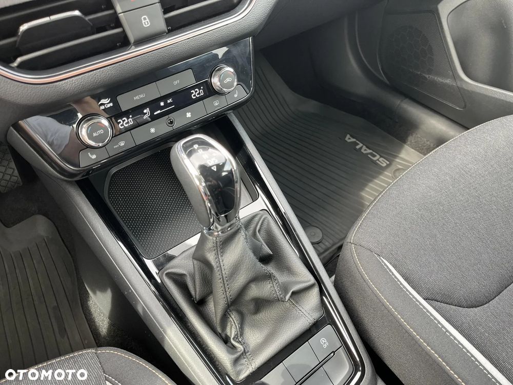 Skoda Scala 1.5 TSI Selection DSG - 16
