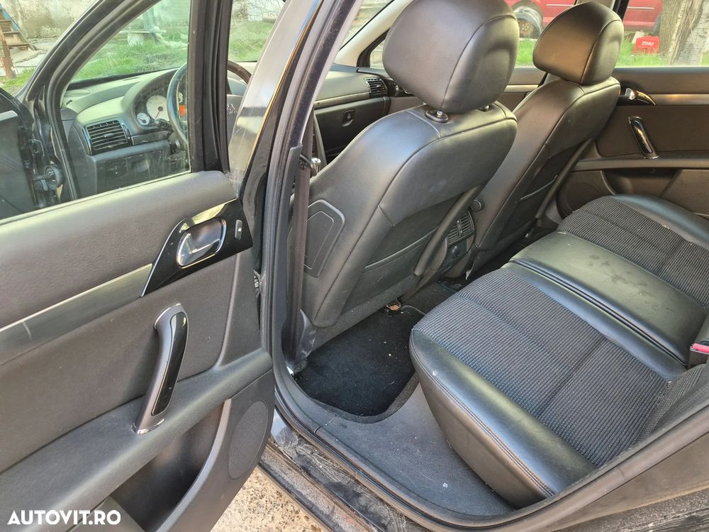 Peugeot 407 HDi 165 Automatik Business Line - 17