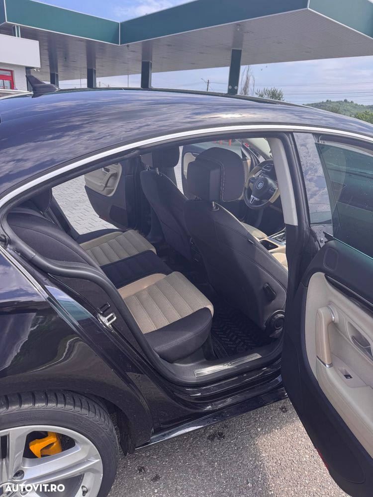Volkswagen Passat CC - 9