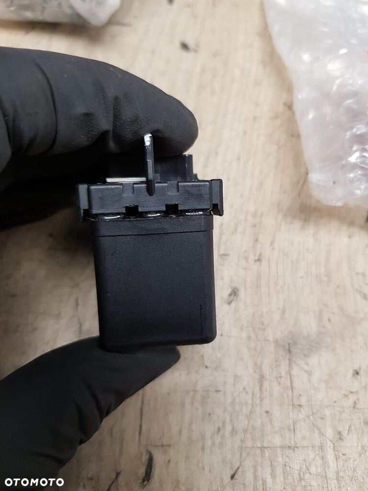 Oryginalny przekaźnik rozrusznika stycznik Honda 06353-MR5-306 - 6