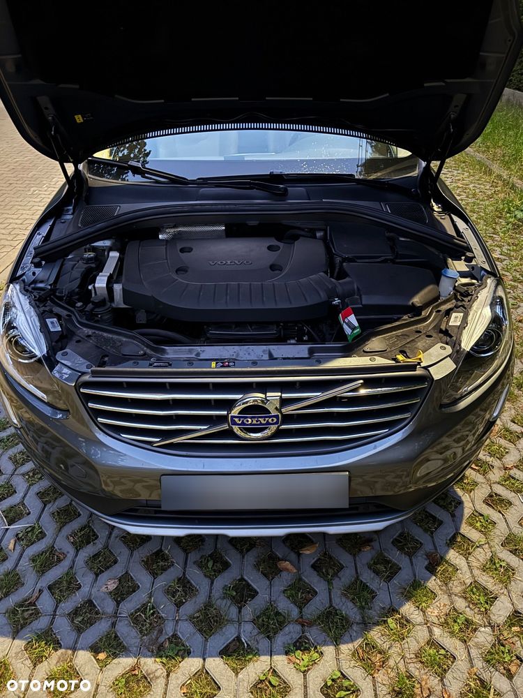 Volvo XC 60 D5 AWD Summum - 10