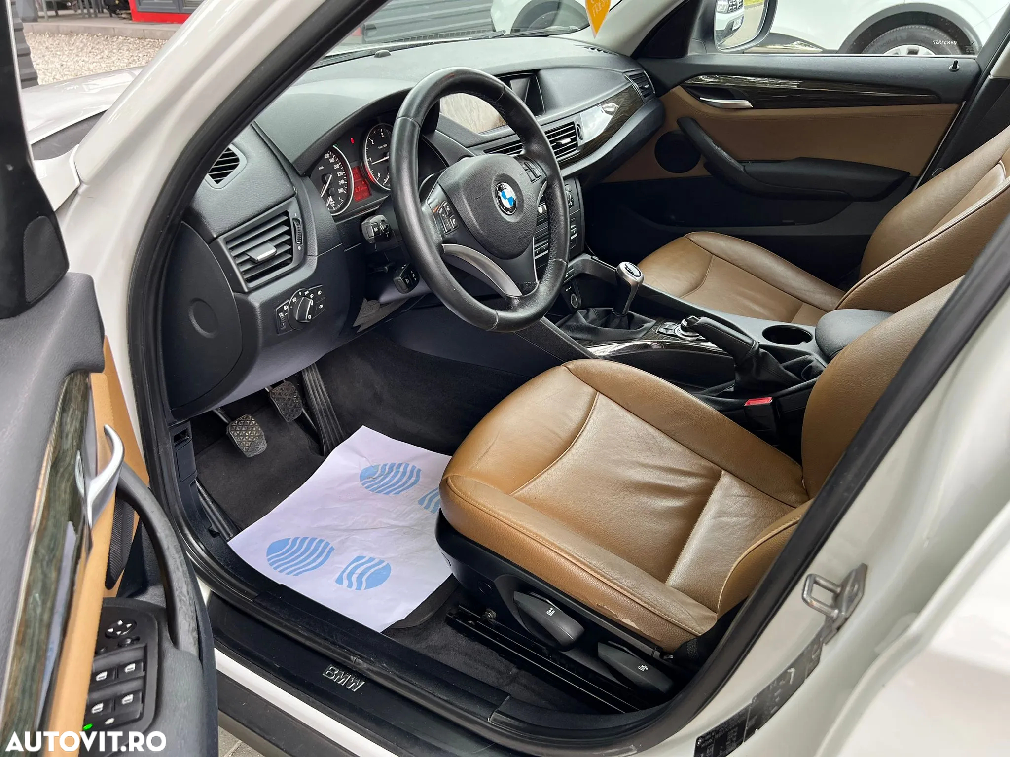 BMW X1 sDrive18d xLine - 18