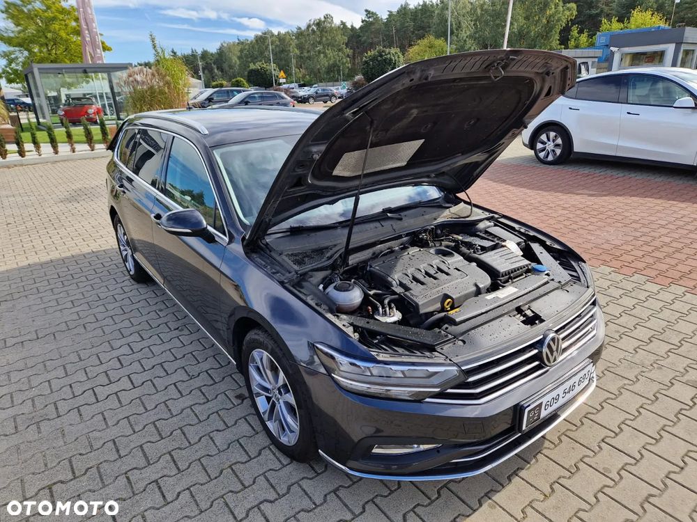 Volkswagen Passat 2.0 TDI Elegance DSG - 10