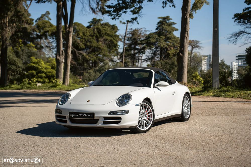 Porsche 911 (997) Carrera 4 S Cabriolet - 2