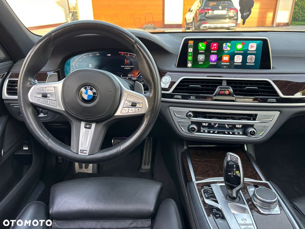 BMW Seria 7 740Li - 18