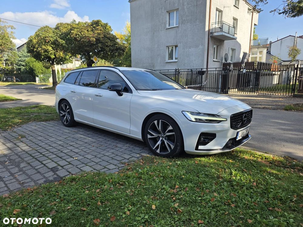 Volvo V60 B4 D R-Design - 8
