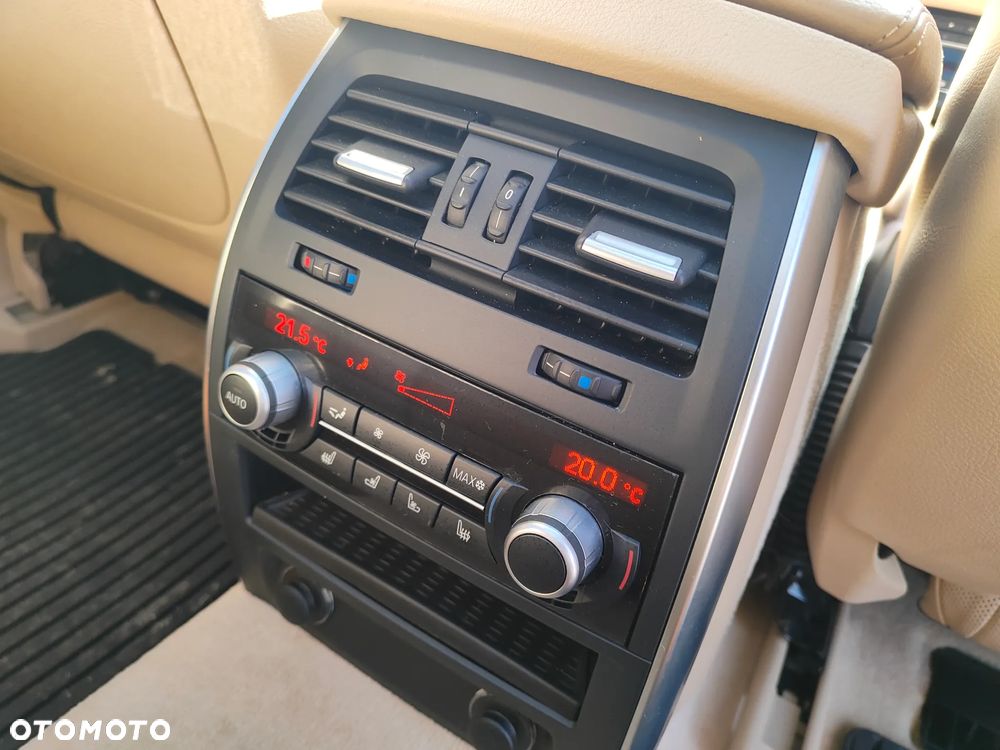BMW 5GT - 11