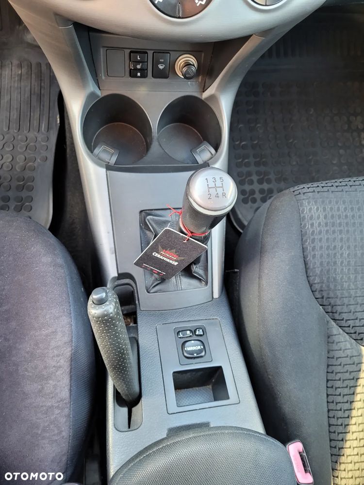 Toyota RAV4 2.0 4x4 - 12