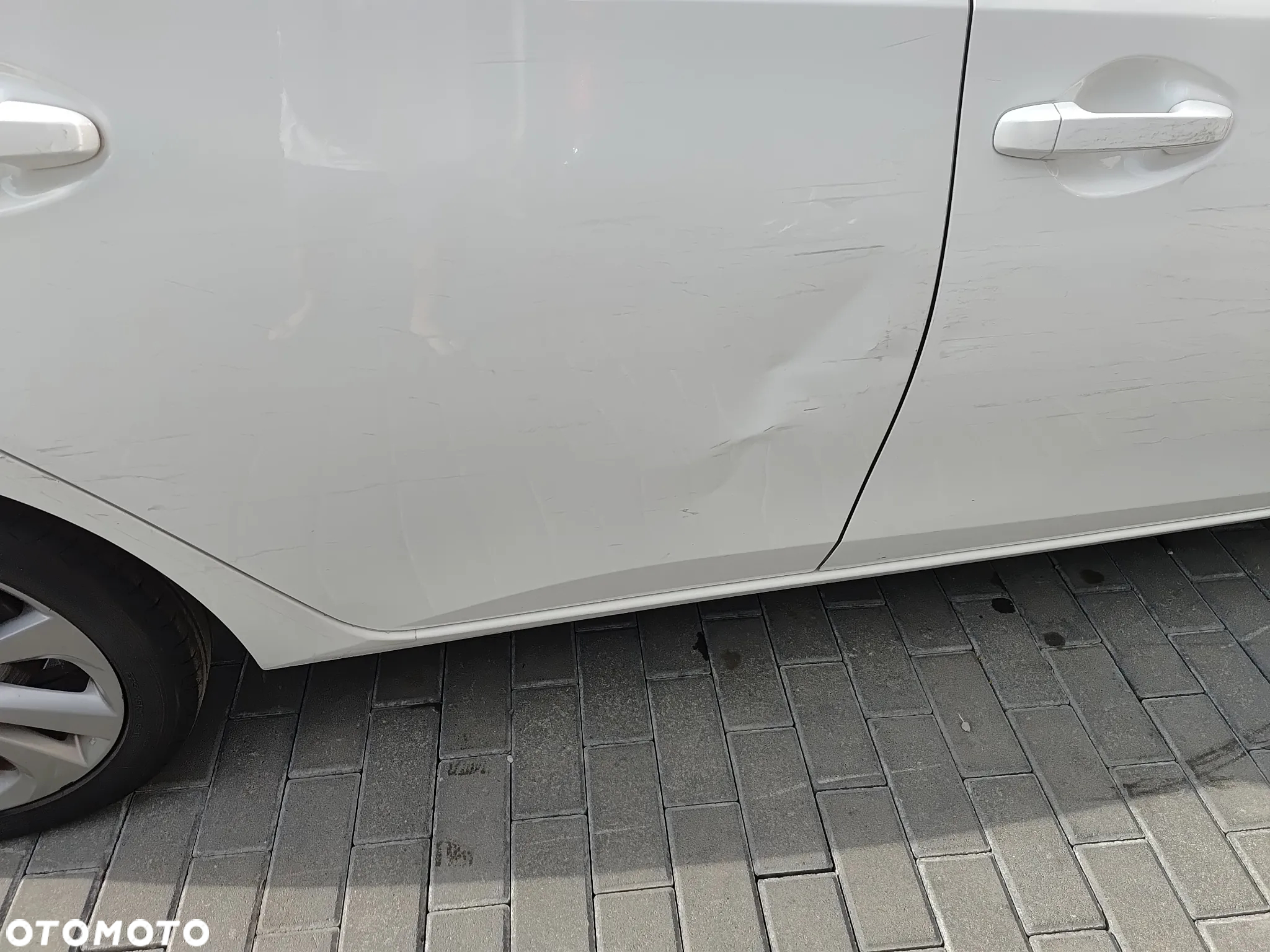Toyota Auris 1.8 VVT-i Hybrid Automatik Comfort - 23