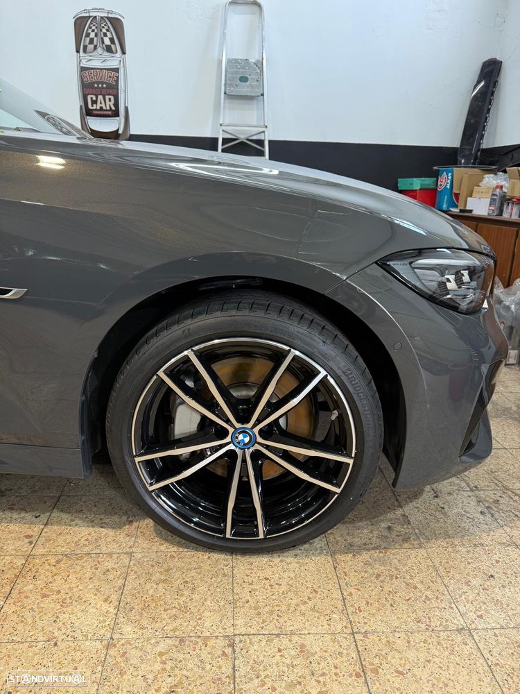 BMW 330 e Pack M Auto - 18