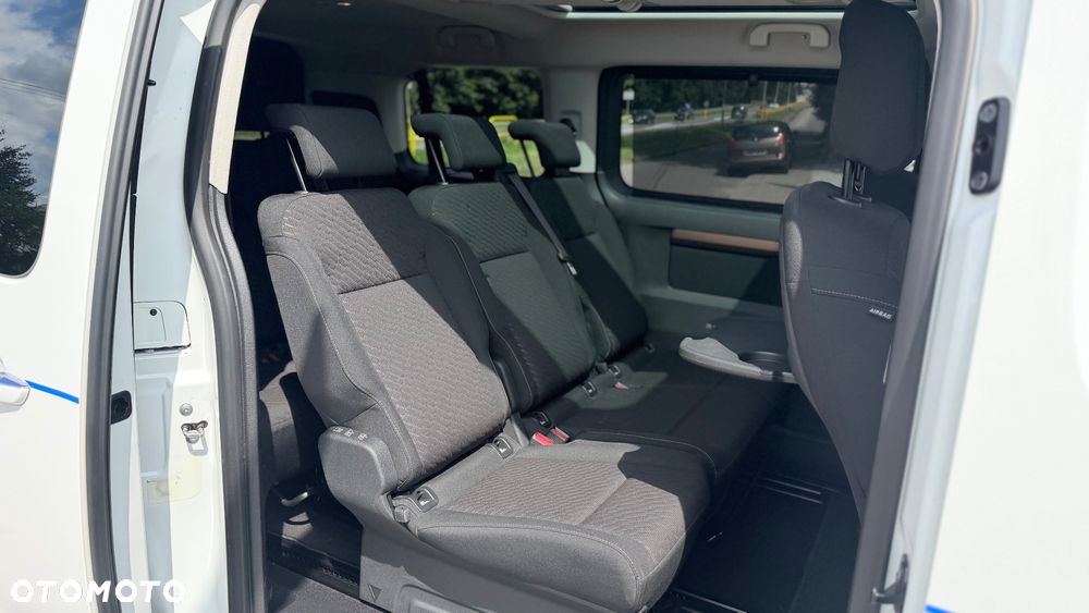 Toyota ProAce Kombi D-4D Medium 2,8t - 22