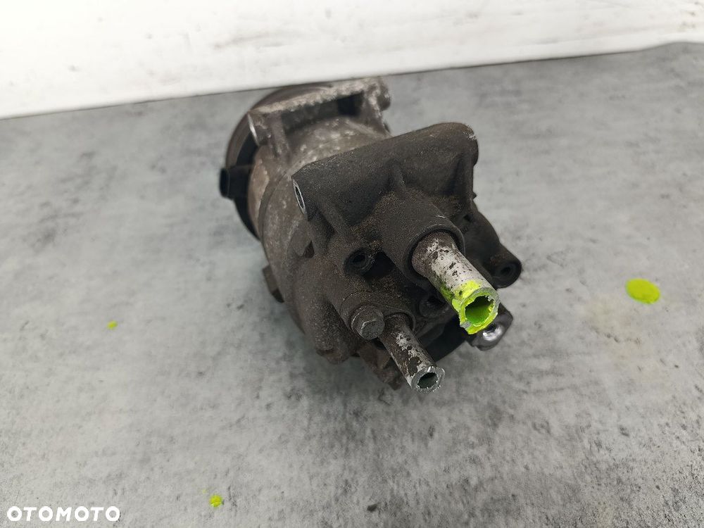 POMPA, SPRĘŻARKA KLIMATYZACJI RENAULT MEGANE II 8200457418 DELPHI 2.0 16V - 3