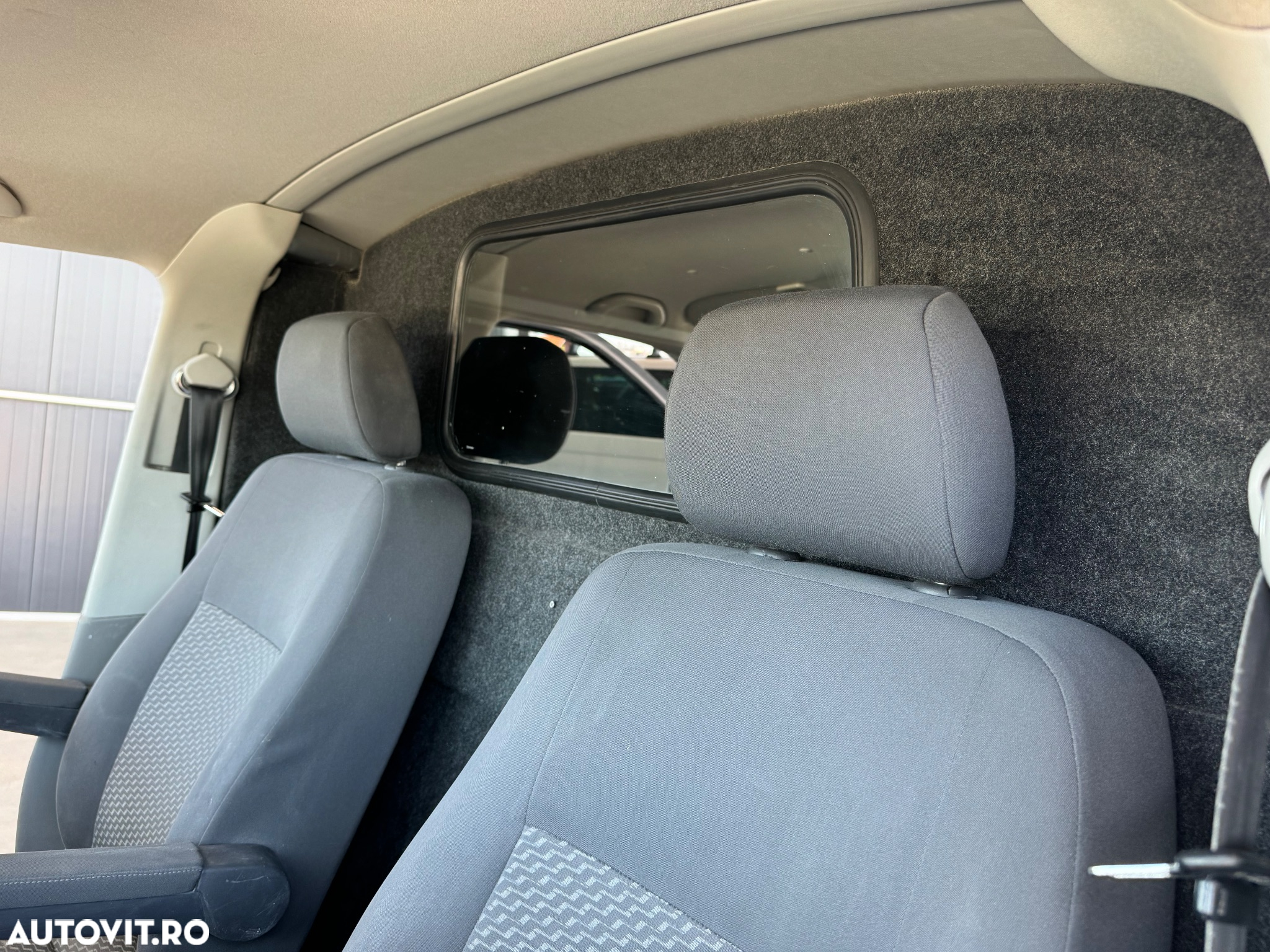 Volkswagen Transporter - 22