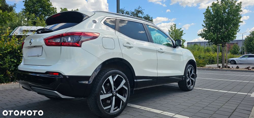 Nissan Qashqai 1.6 DCi Xtronic N-Connecta - 8