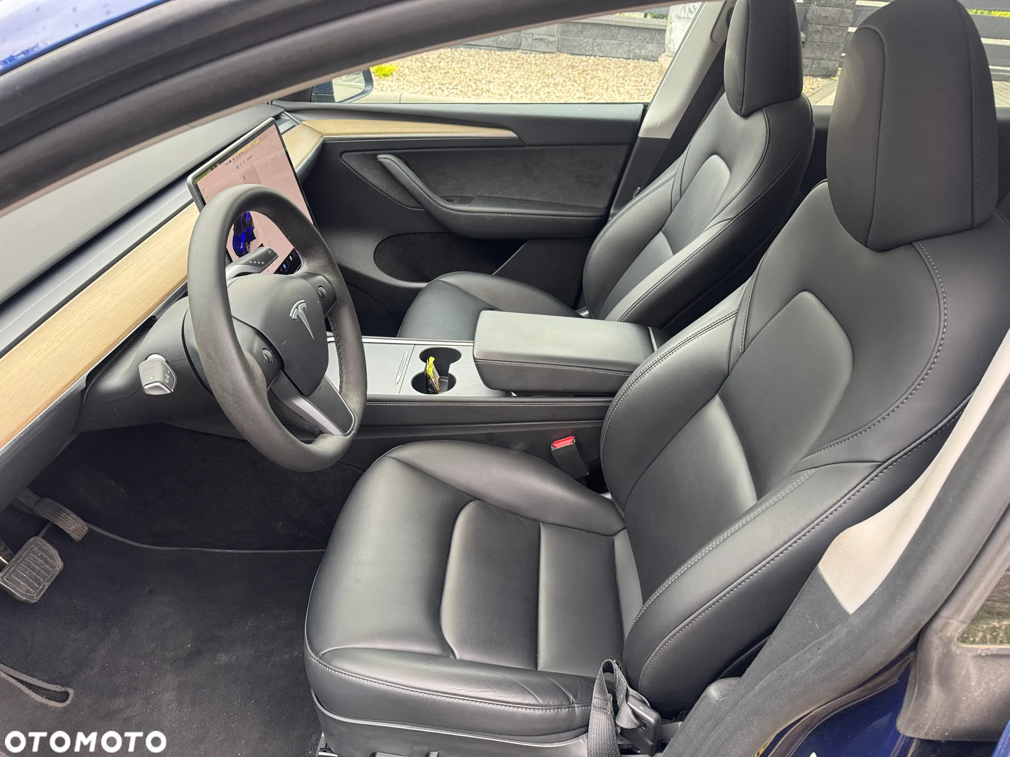 Tesla Y Model RWD - 13