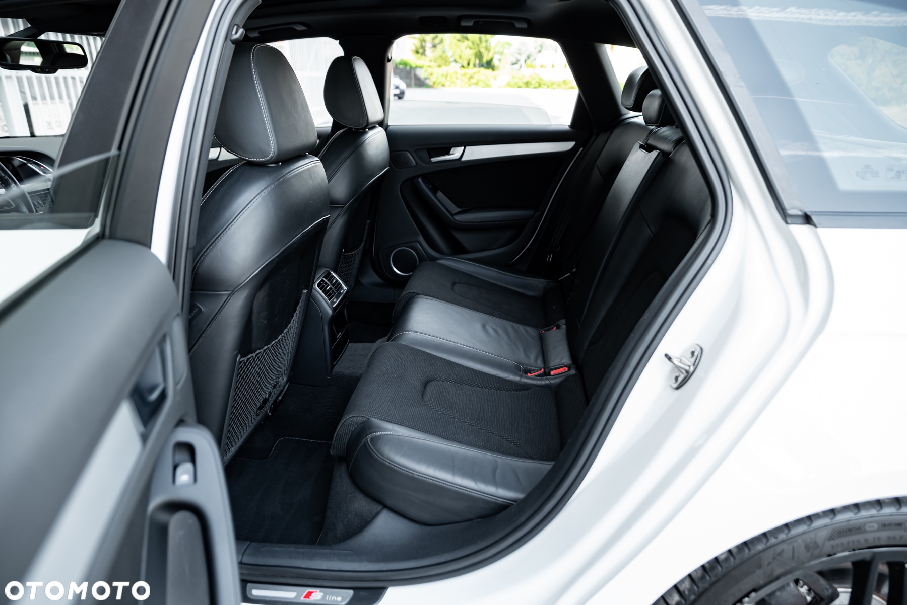 Audi A4 Avant 2.0 TFSI quattro S line Sportpaket - 28