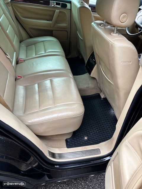 VW Touareg 2.5 TDi Tiptronic - 11