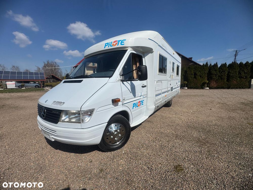 Mercedes-Benz Sprinter - 28