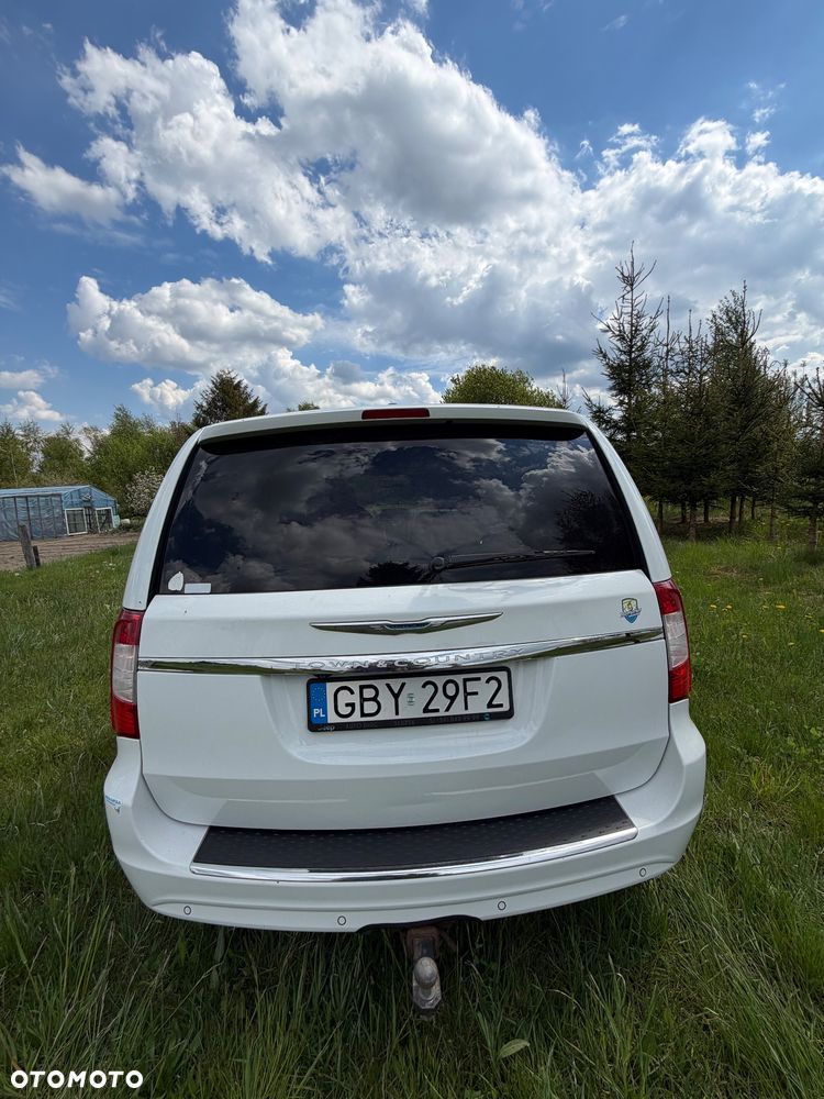Chrysler Town & Country 3.6 Limited - 4