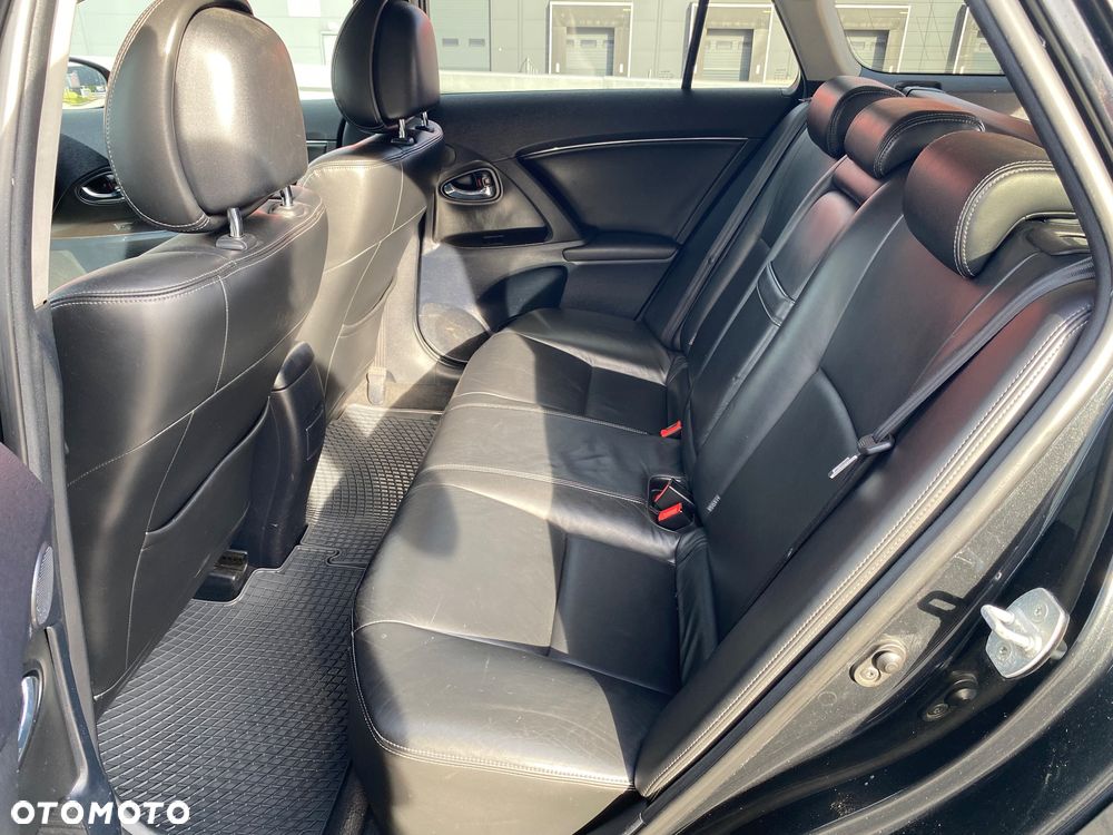 Toyota Avensis 2.2 D-4D Prestige - 21