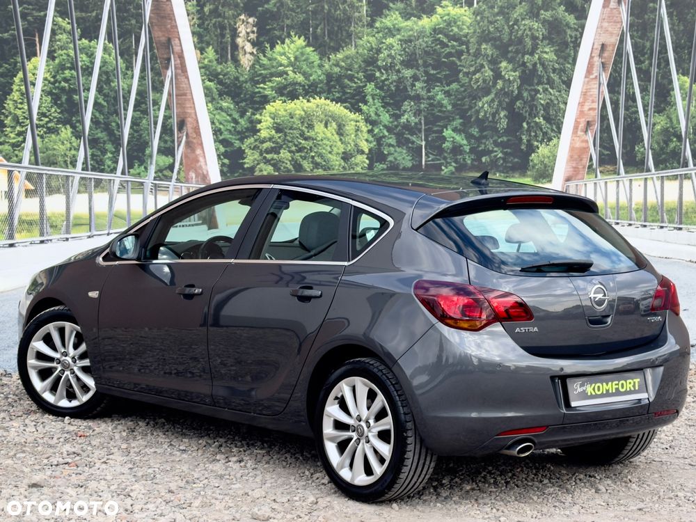 Opel Astra 1.6 Turbo Edition Sport - 9