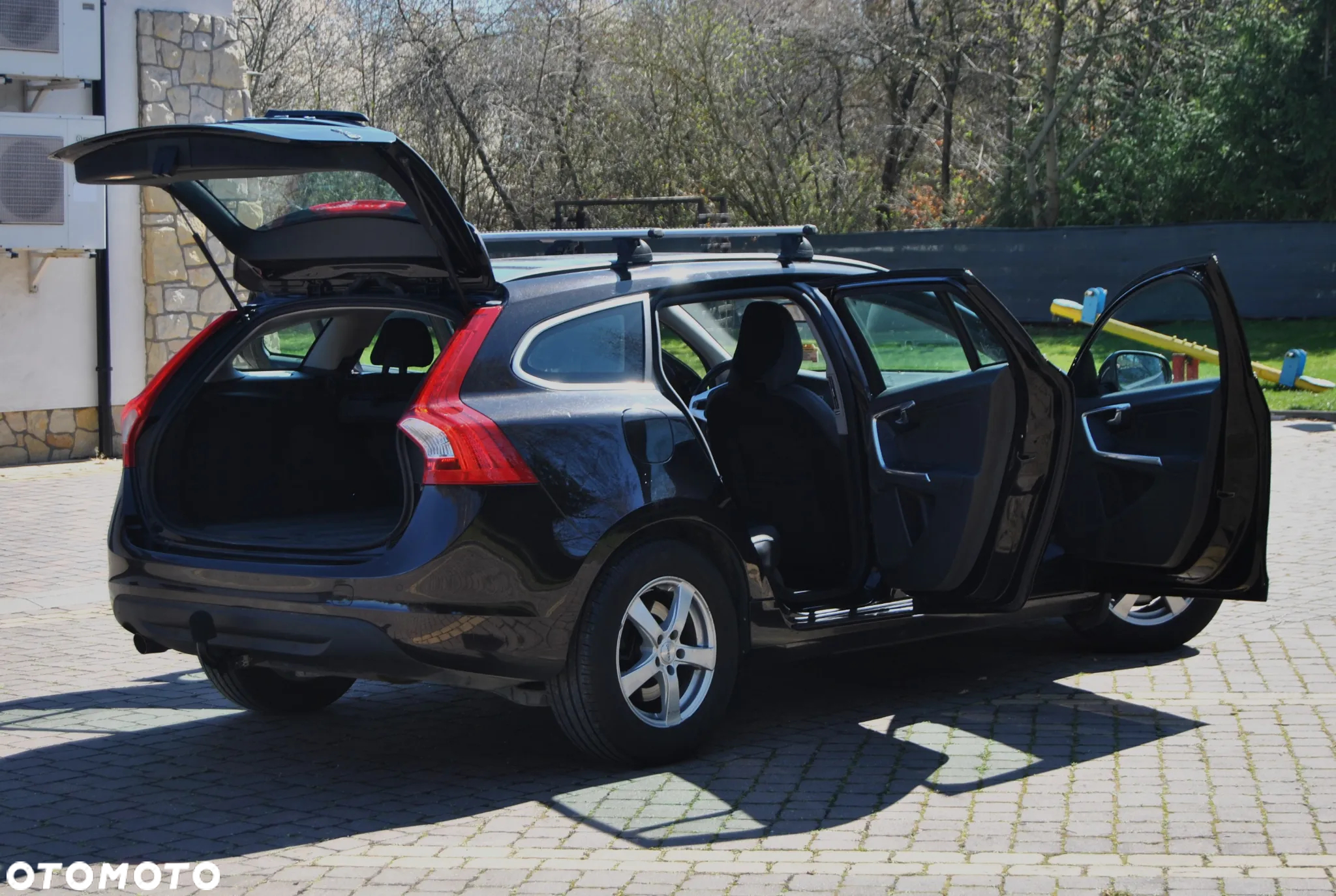 Volvo V60 D2 Summum - 19