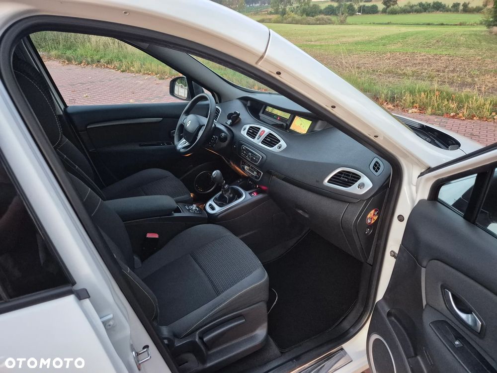 Renault Scenic 1.6 16V 110 Dynamique - 7