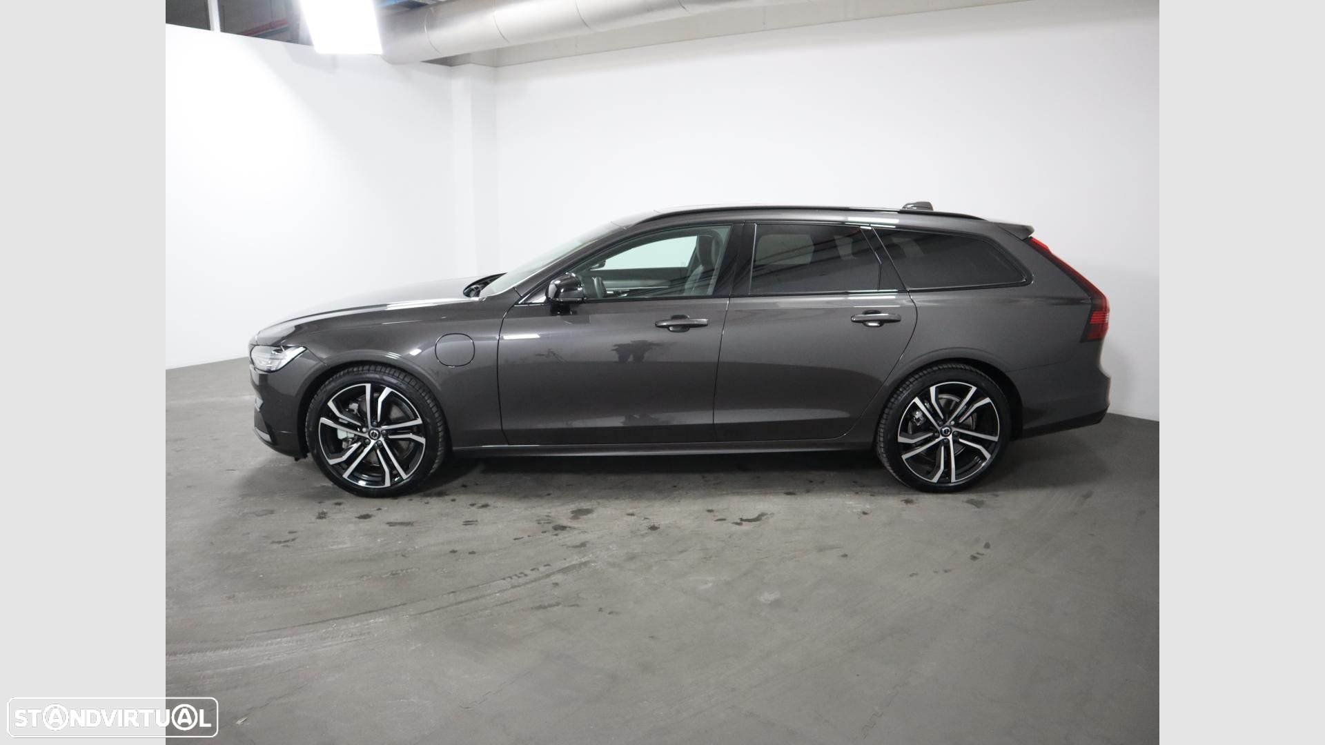 Volvo V90 2.0 T6 PHEV Plus Dark AWD - 3
