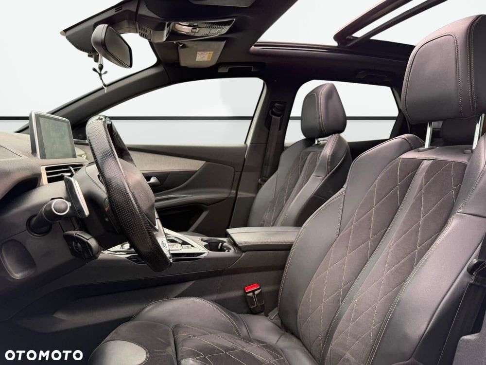 Peugeot 3008 2019 photo 3