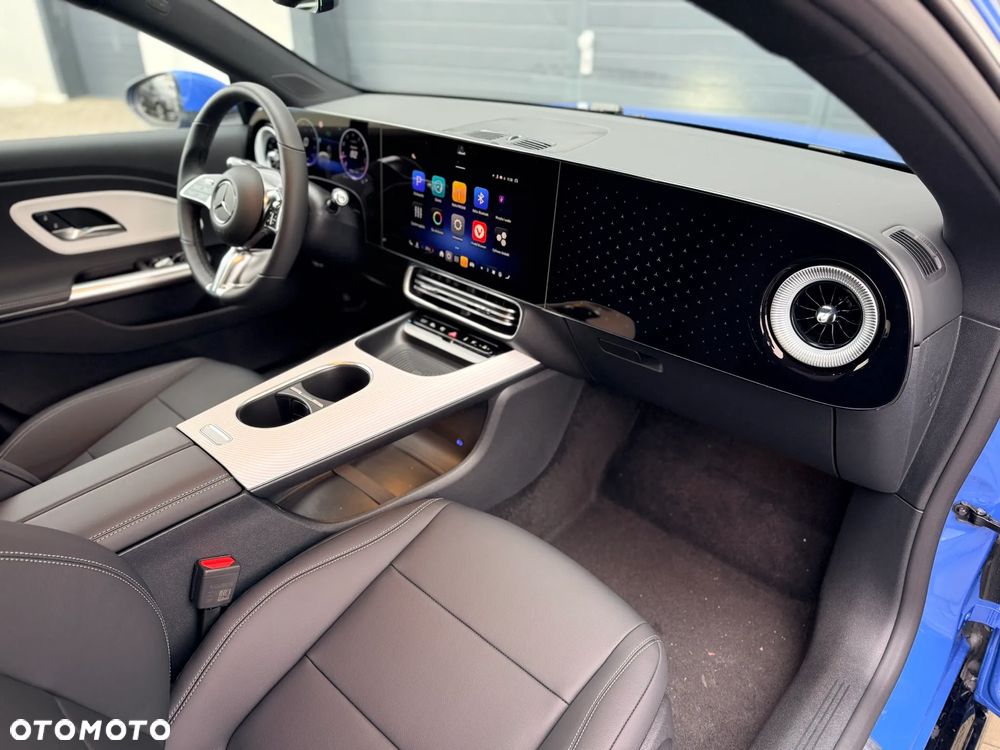 Mercedes-Benz CLA - 20