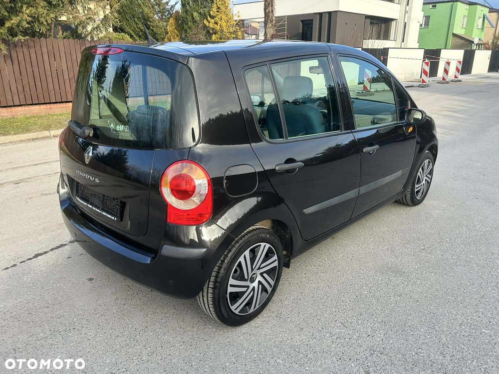 Renault Modus 1.6 16V Soleil - 9