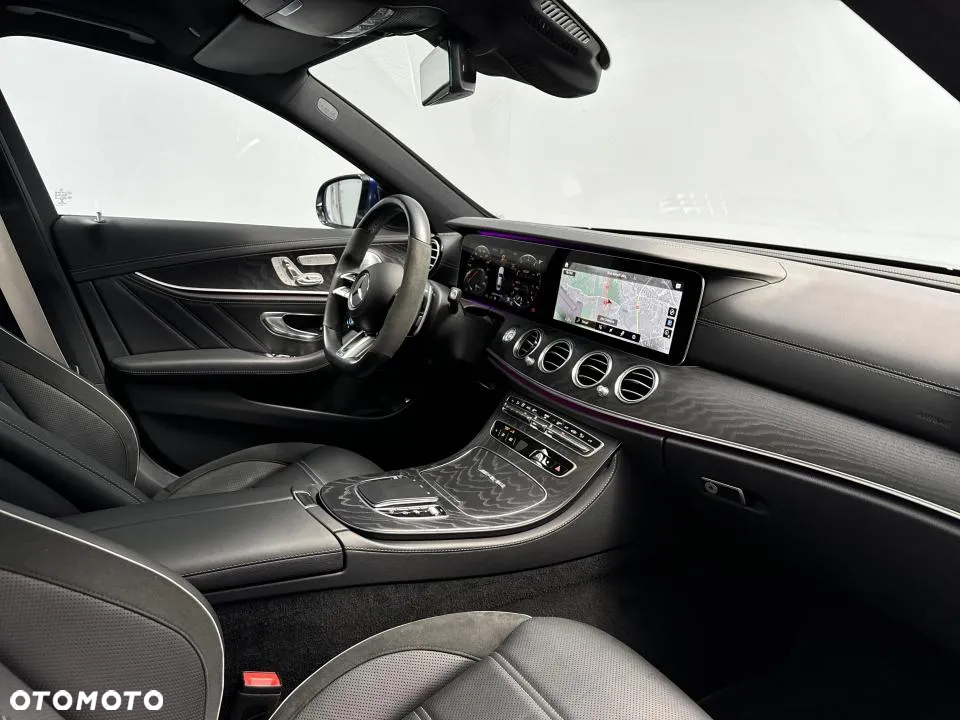 Mercedes-Benz Klasa E AMG 63 S 4-Matic+ - 27