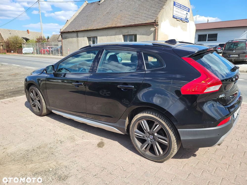 Volvo V40 Cross Country D3 Geartronic Summum - 4