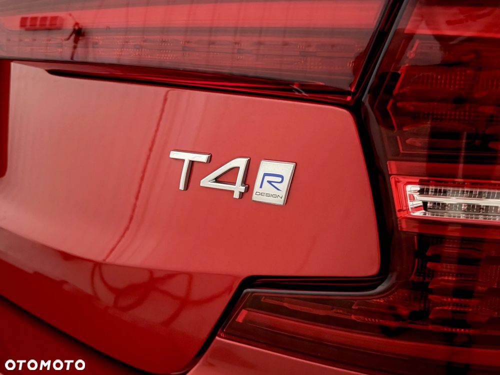 Volvo S60 T4 R-Design - 8