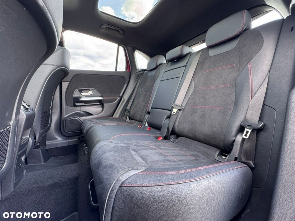 Mercedes-Benz GLA 250e AMG Line - 19