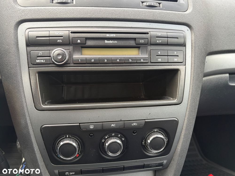 Skoda Octavia 1.6 TDI DPF Active - 23