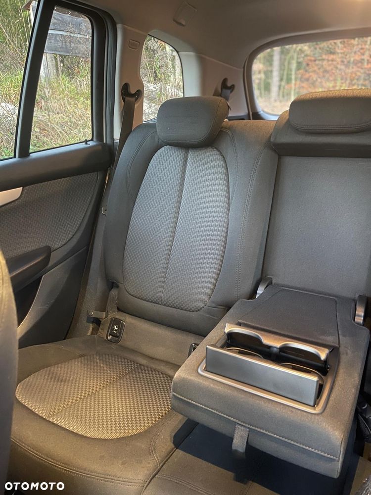 BMW Seria 2 220d Gran Tourer xDrive M Sport - 9