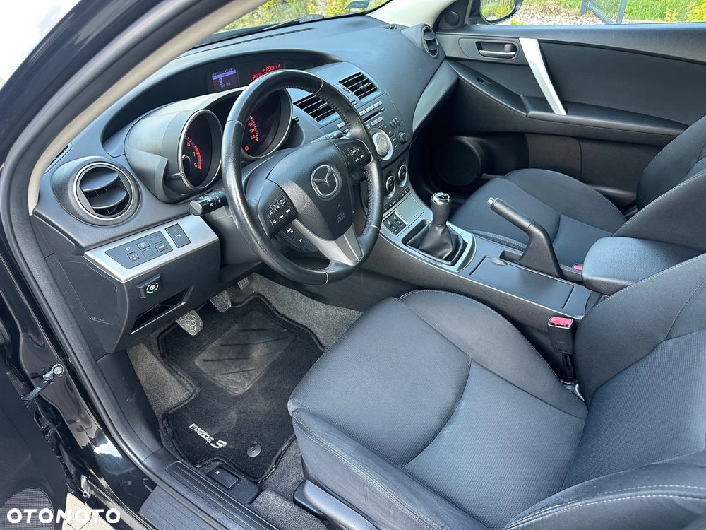 Mazda 3 - 6