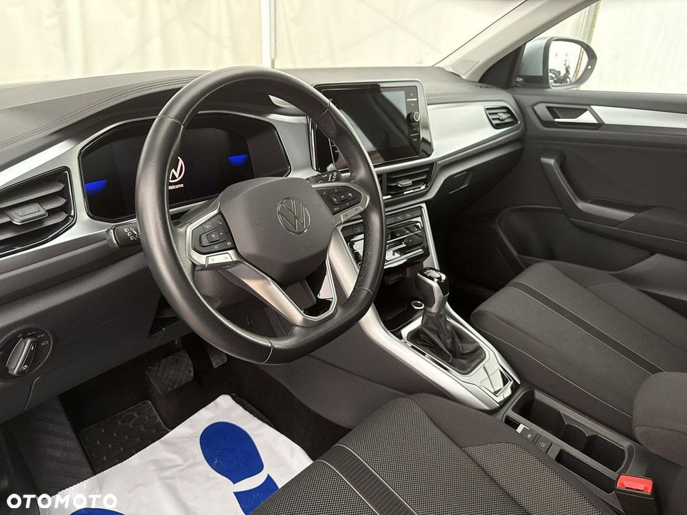 Volkswagen T-Roc - 14