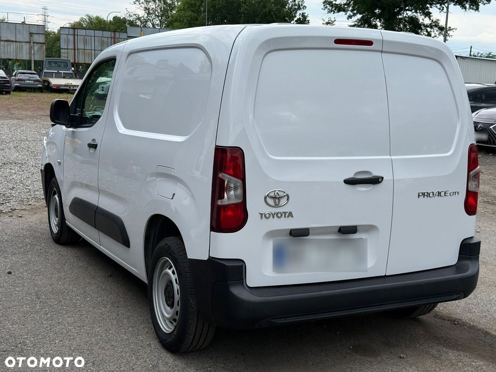 Toyota PROACE CITY 1.5 CRD - 14