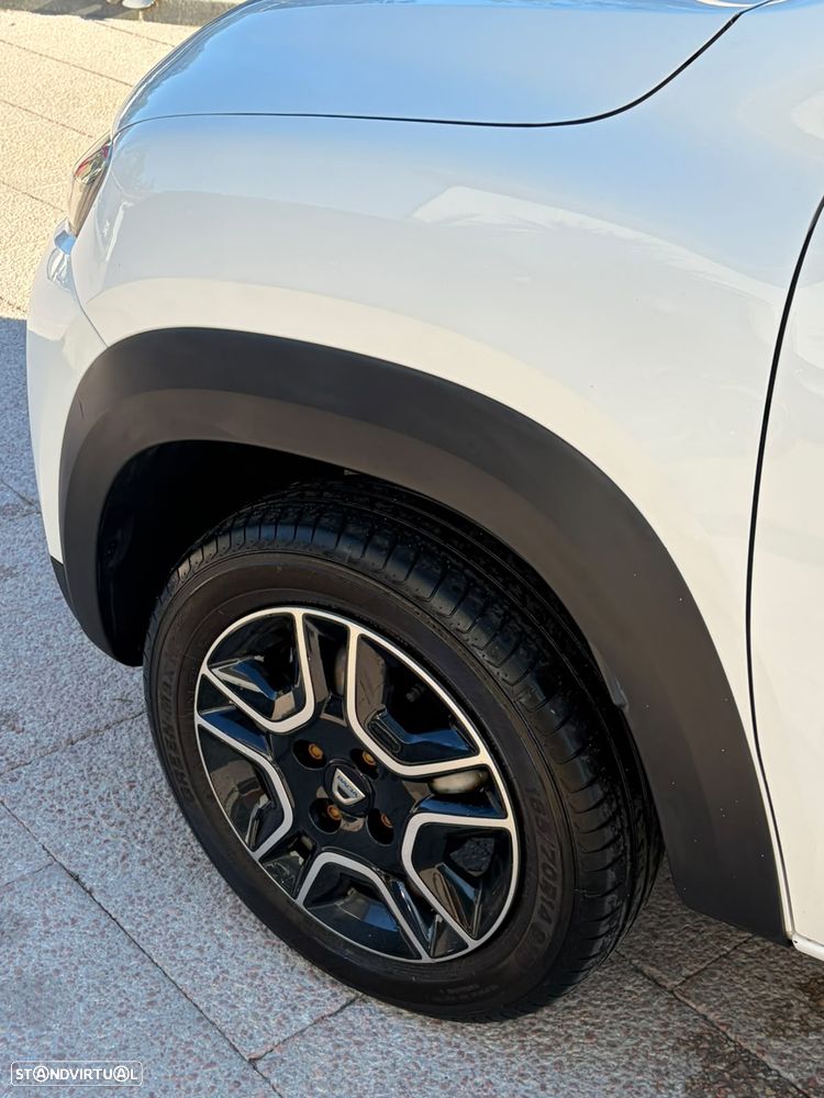 Dacia Spring ESSENTIAL - 12