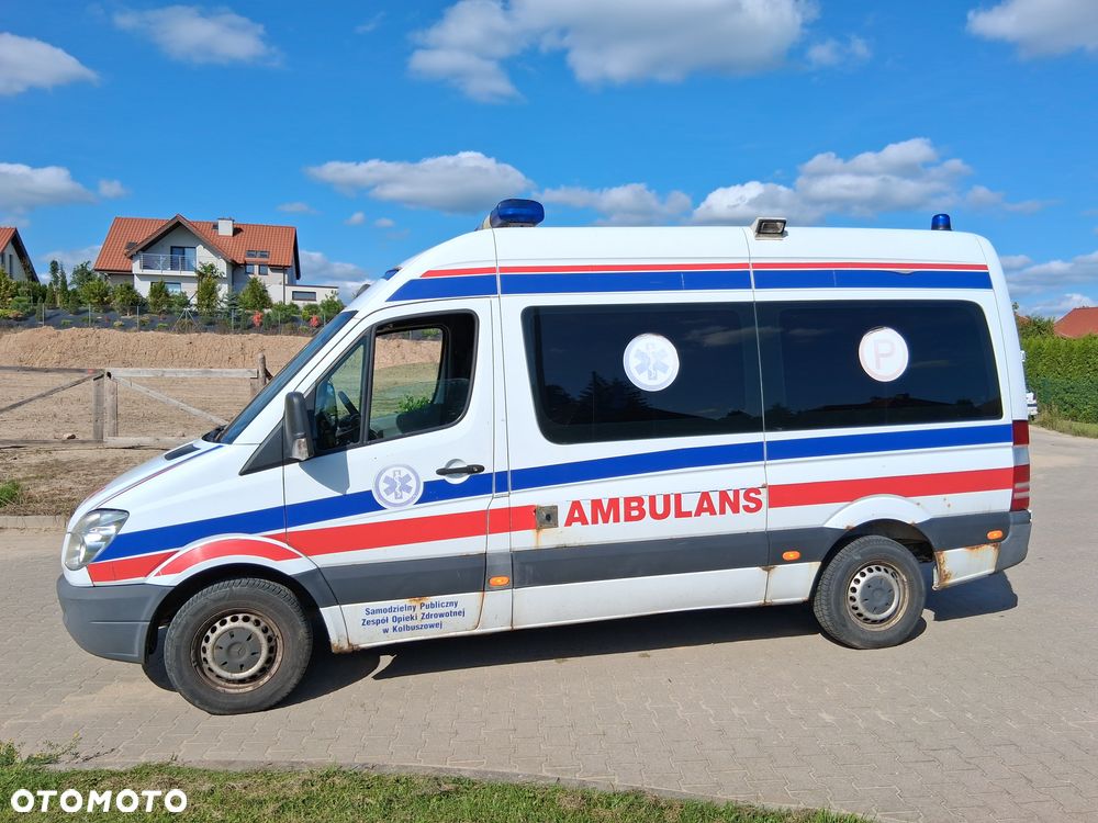 Mercedes-Benz Sprinter - 4