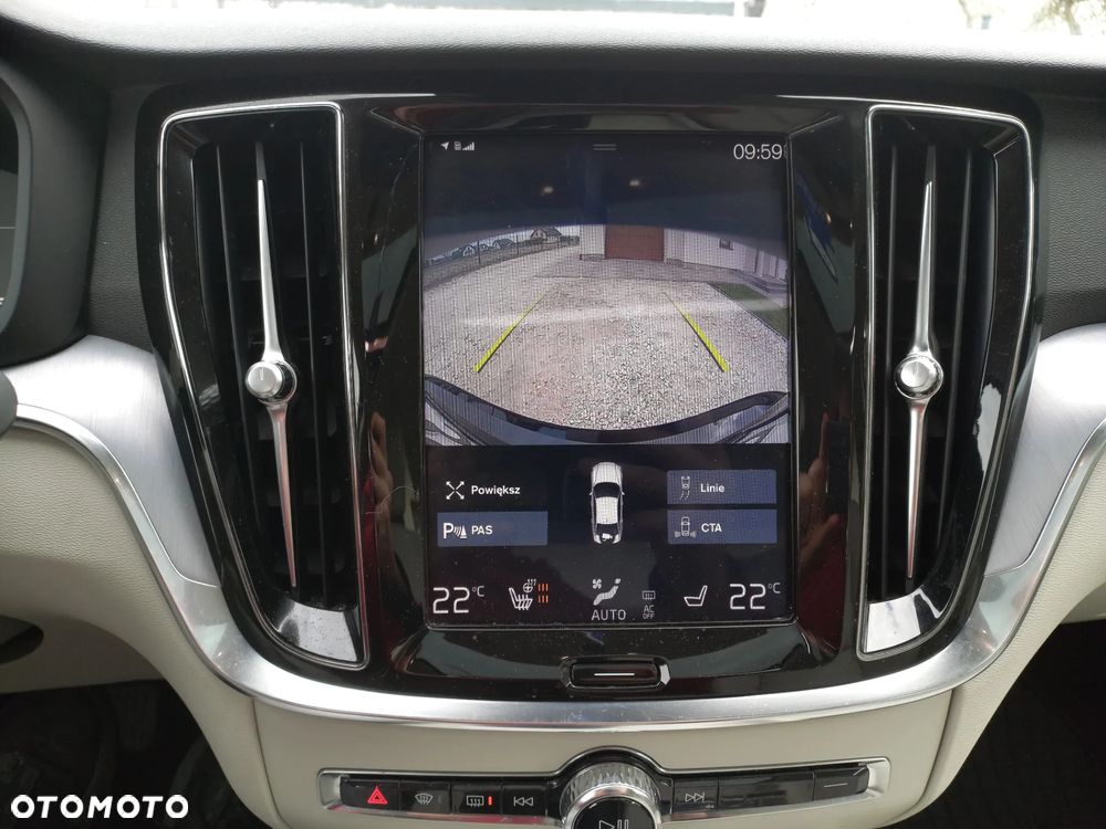 Volvo S60 T5 Momentum Pro - 26