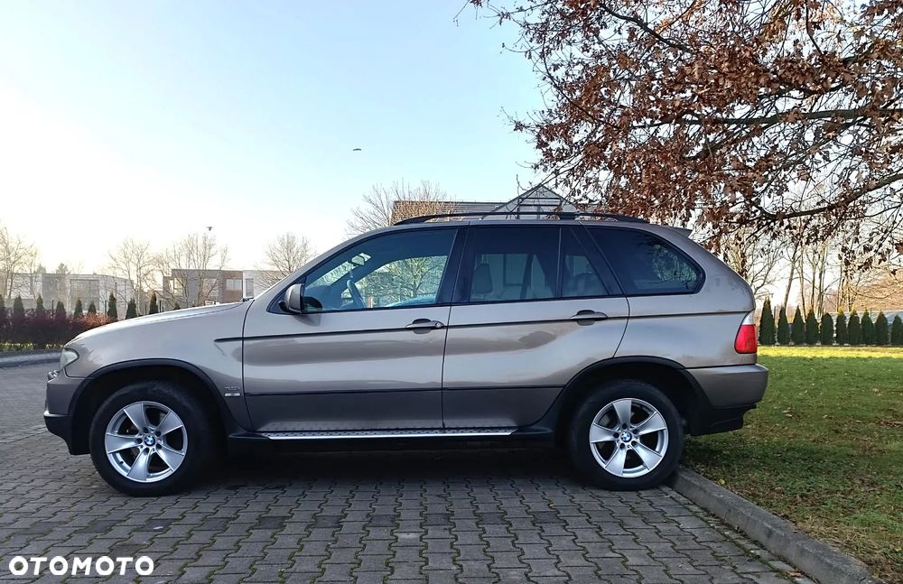 BMW X5 3.0 i - 16