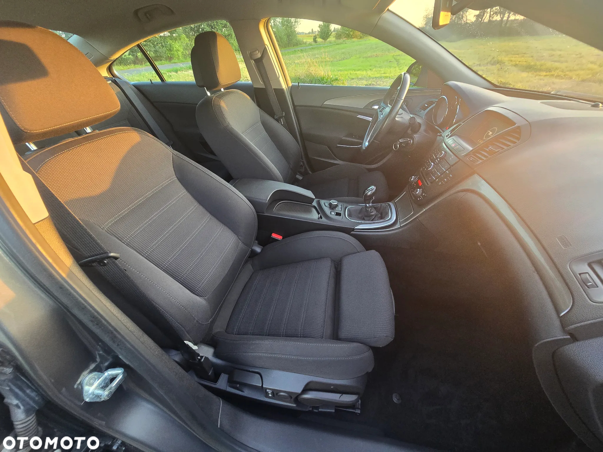 Opel Insignia 1.8 Executive - 12