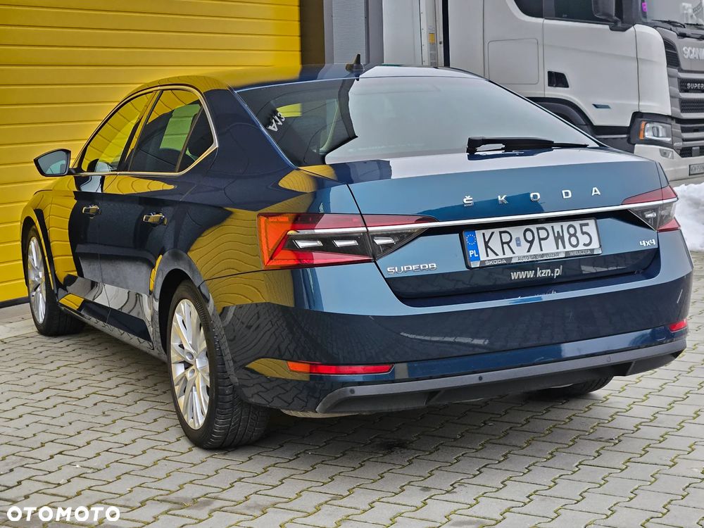 Skoda Superb 2.0 TDI 4x4 Style DSG - 4