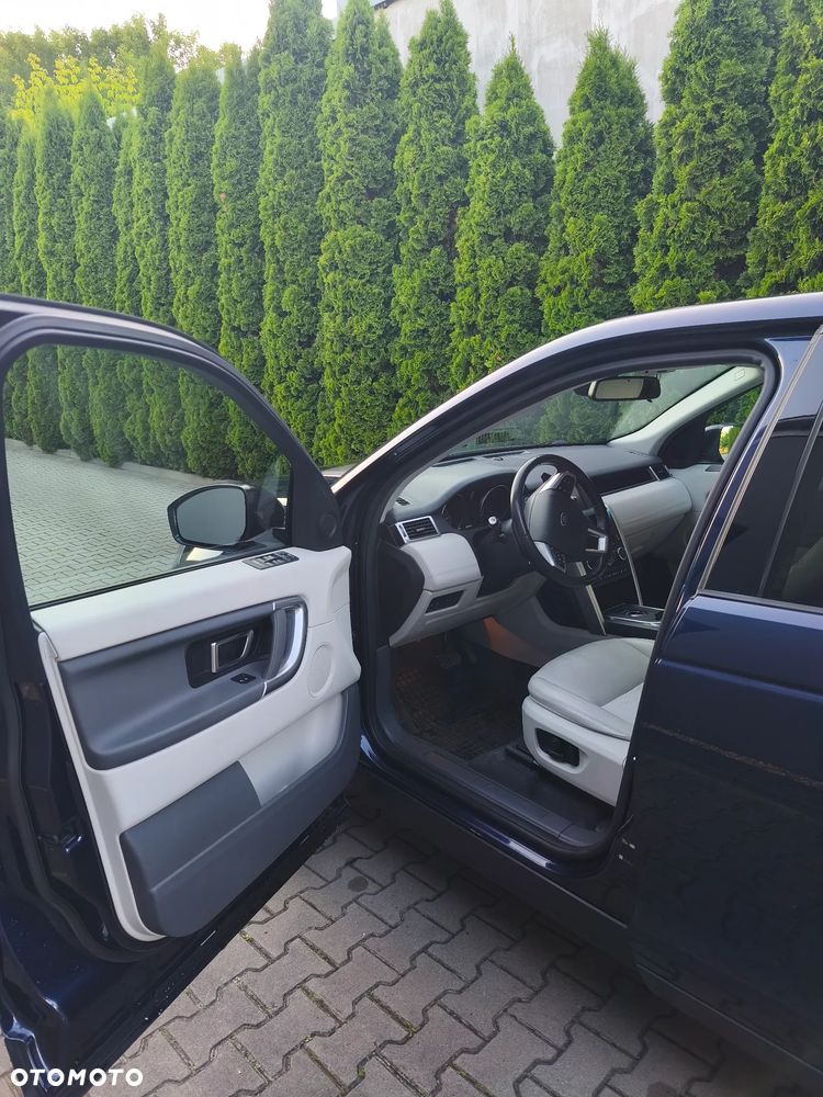 Land Rover Discovery Sport 2.0 Si4 HSE - 9