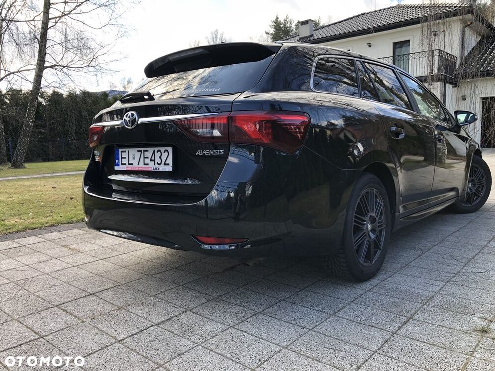 Toyota Avensis 2.0 D-4D Premium - 4