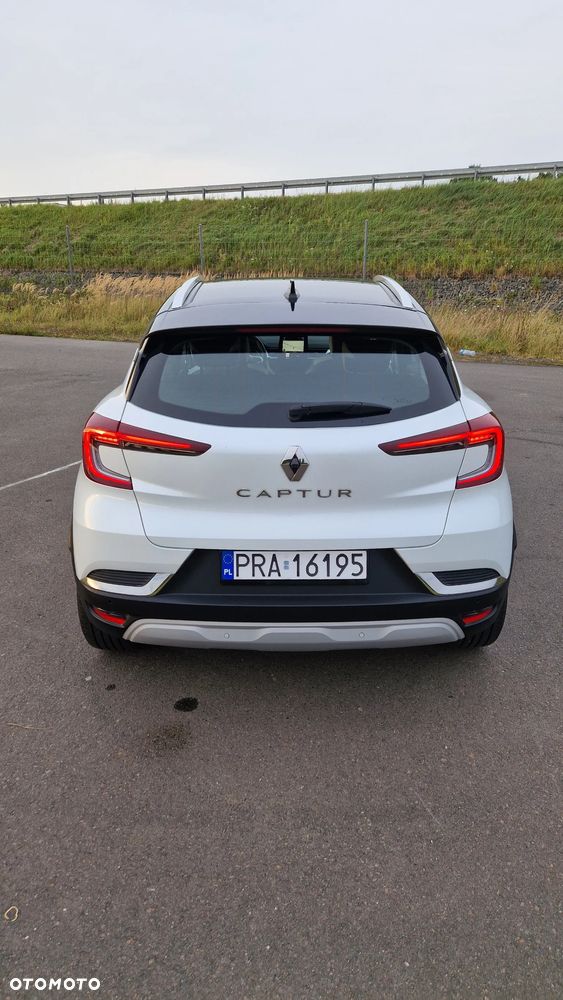 Renault Captur 1.3 TCe mHEV Techno - 4